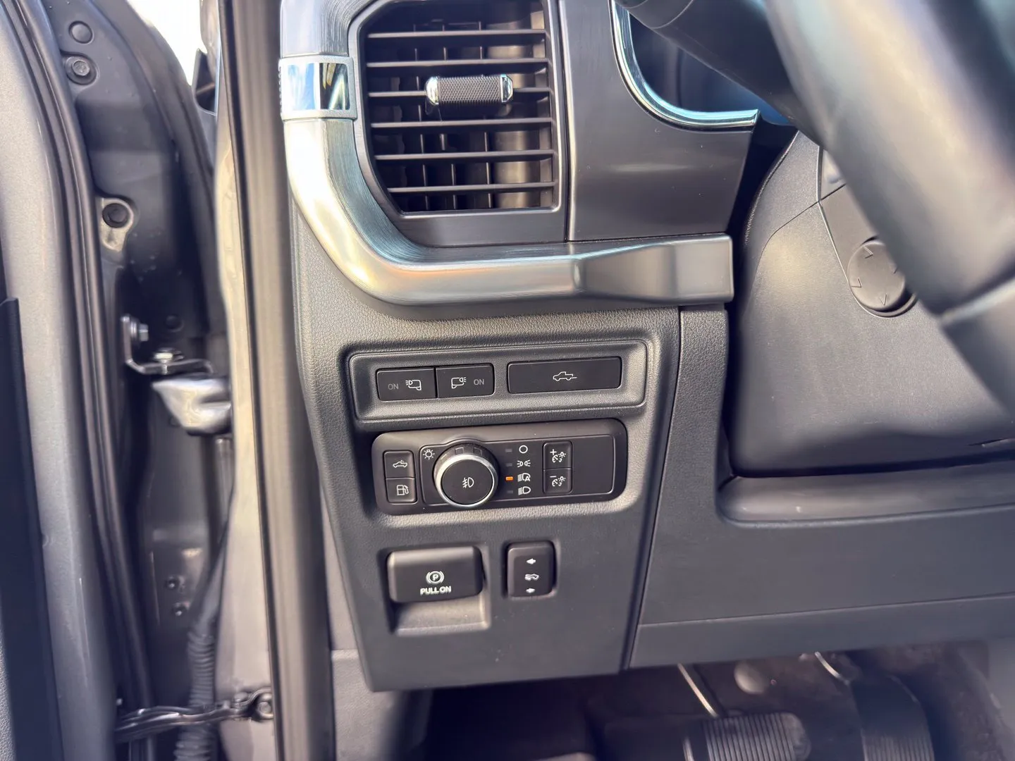 Ford F-150 photo 22