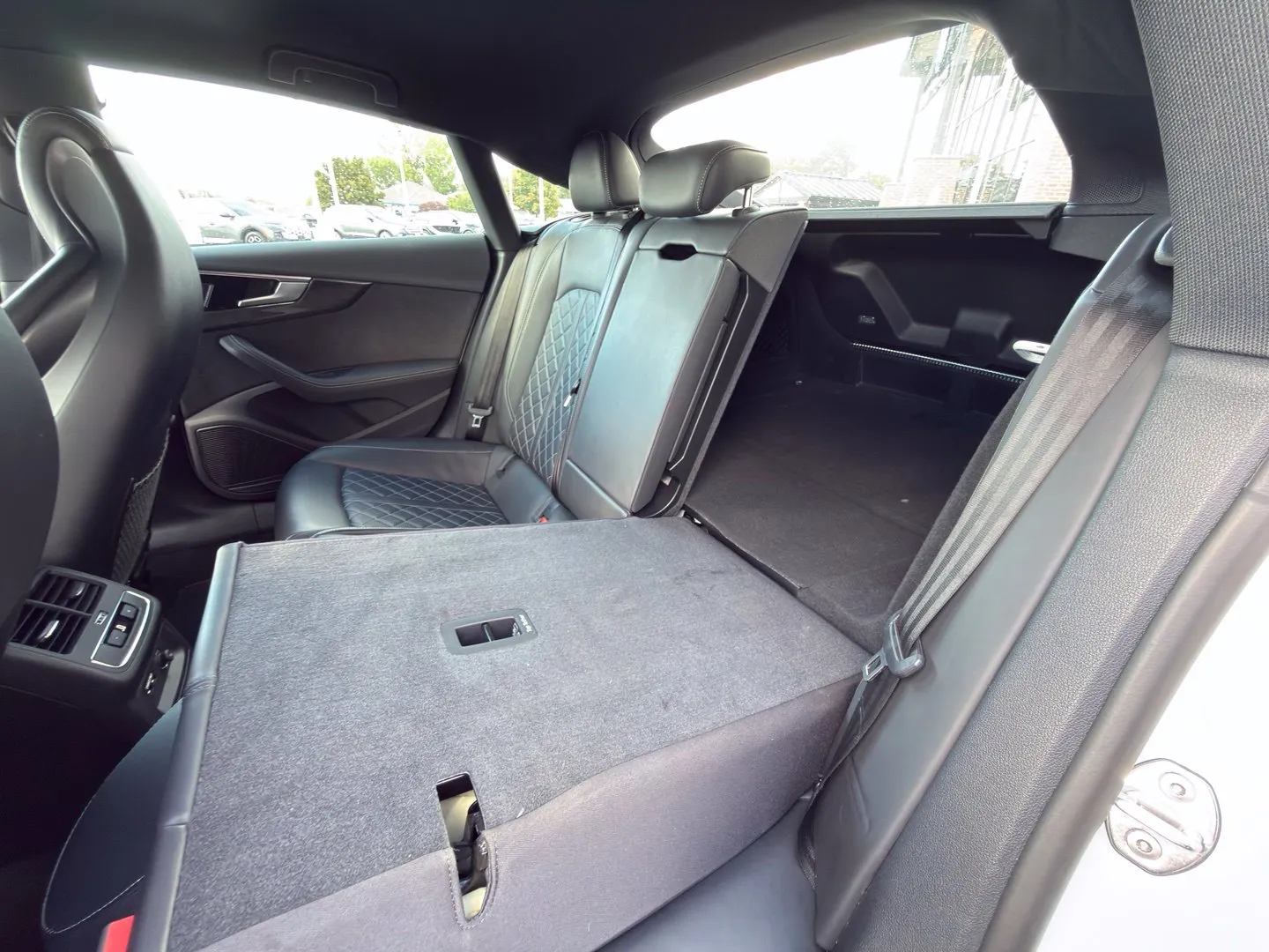 Audi S5 photo 31