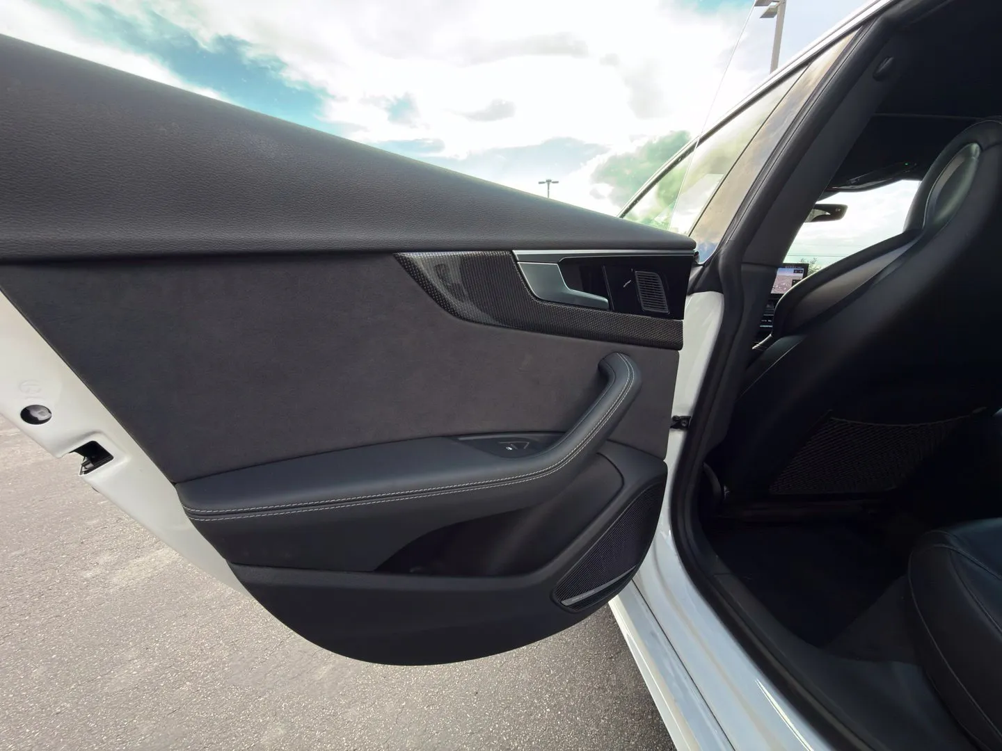 Audi S5 photo 33