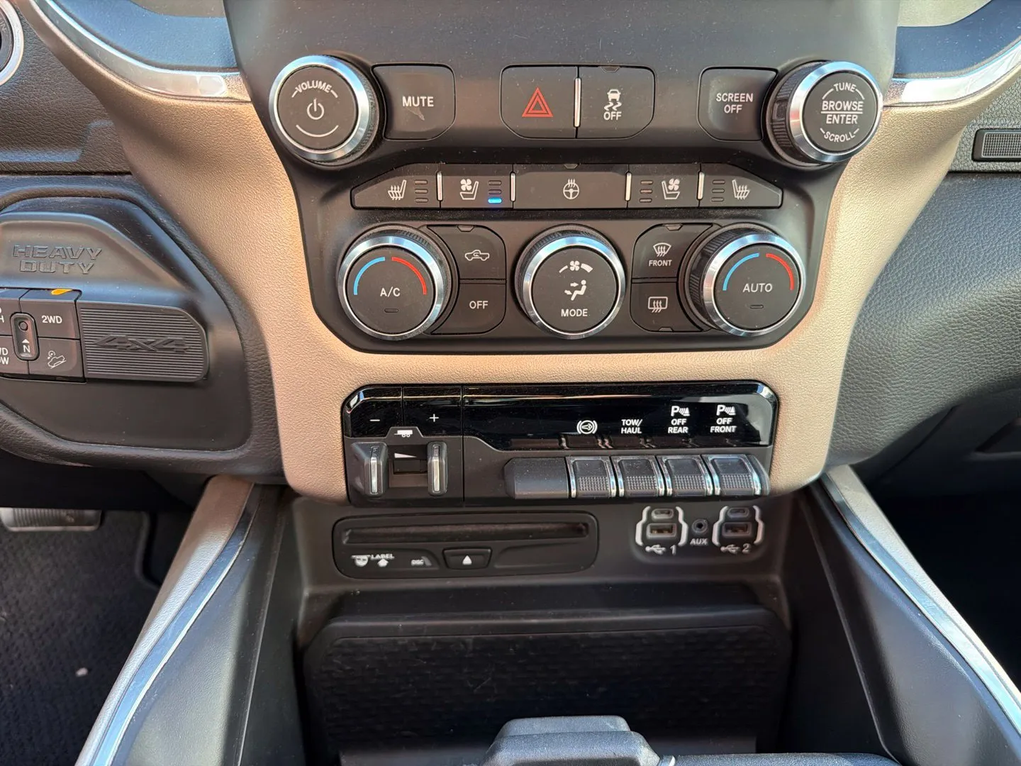 Ram 2500 photo 8