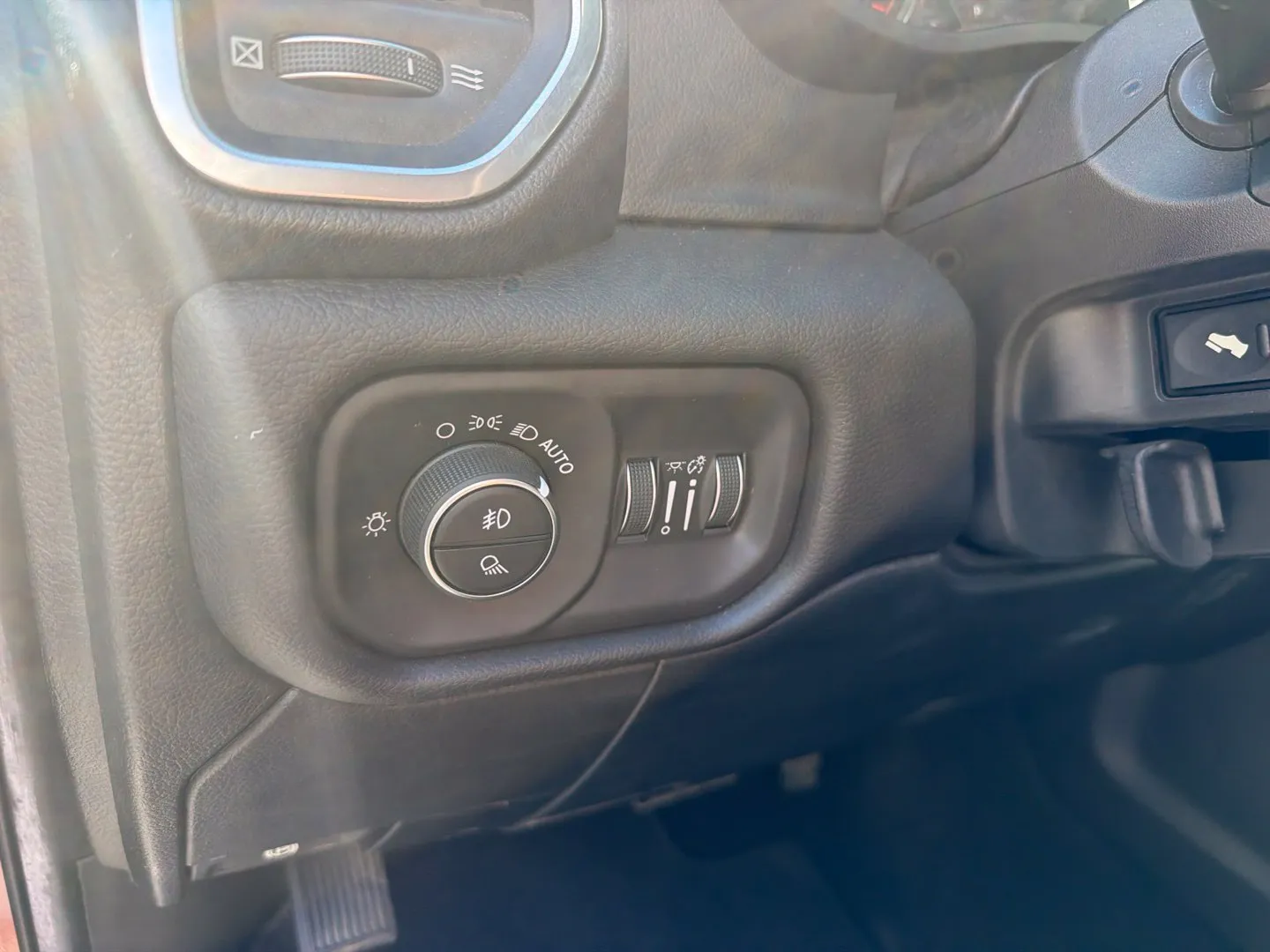 Ram 2500 photo 12