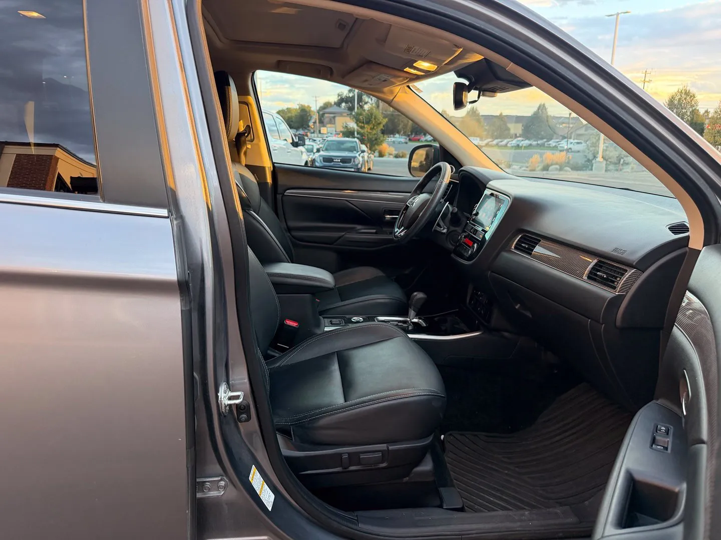 Mitsubishi Outlander photo 24