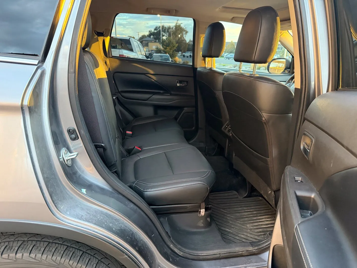 Mitsubishi Outlander photo 23