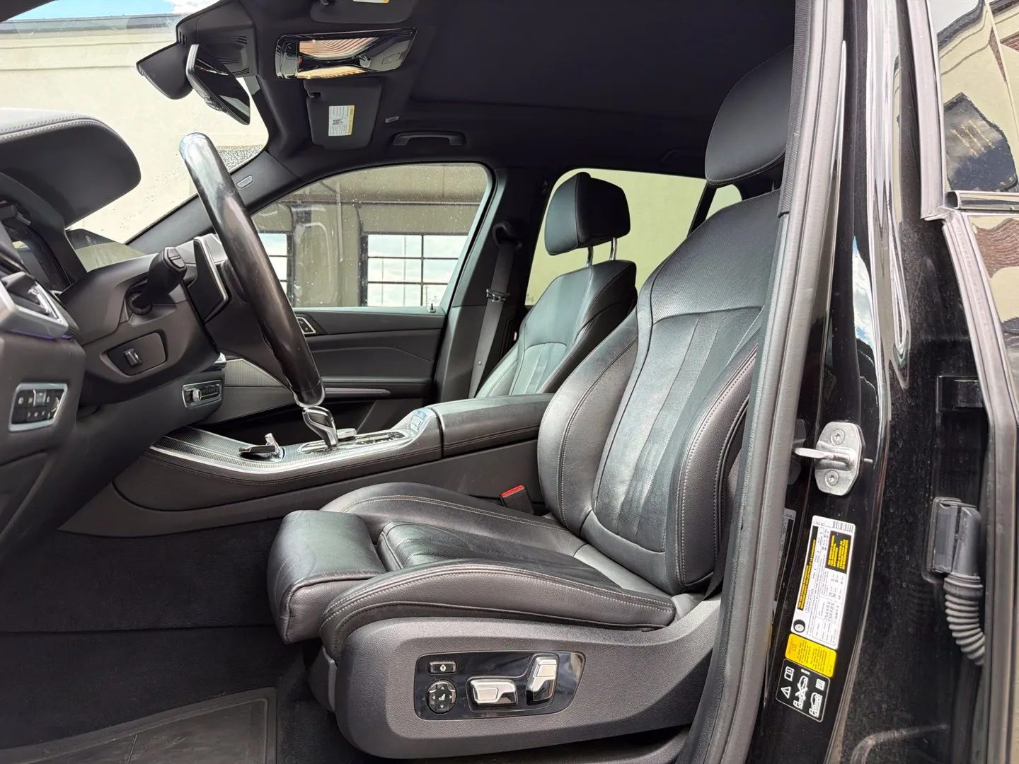 BMW X5 photo 8