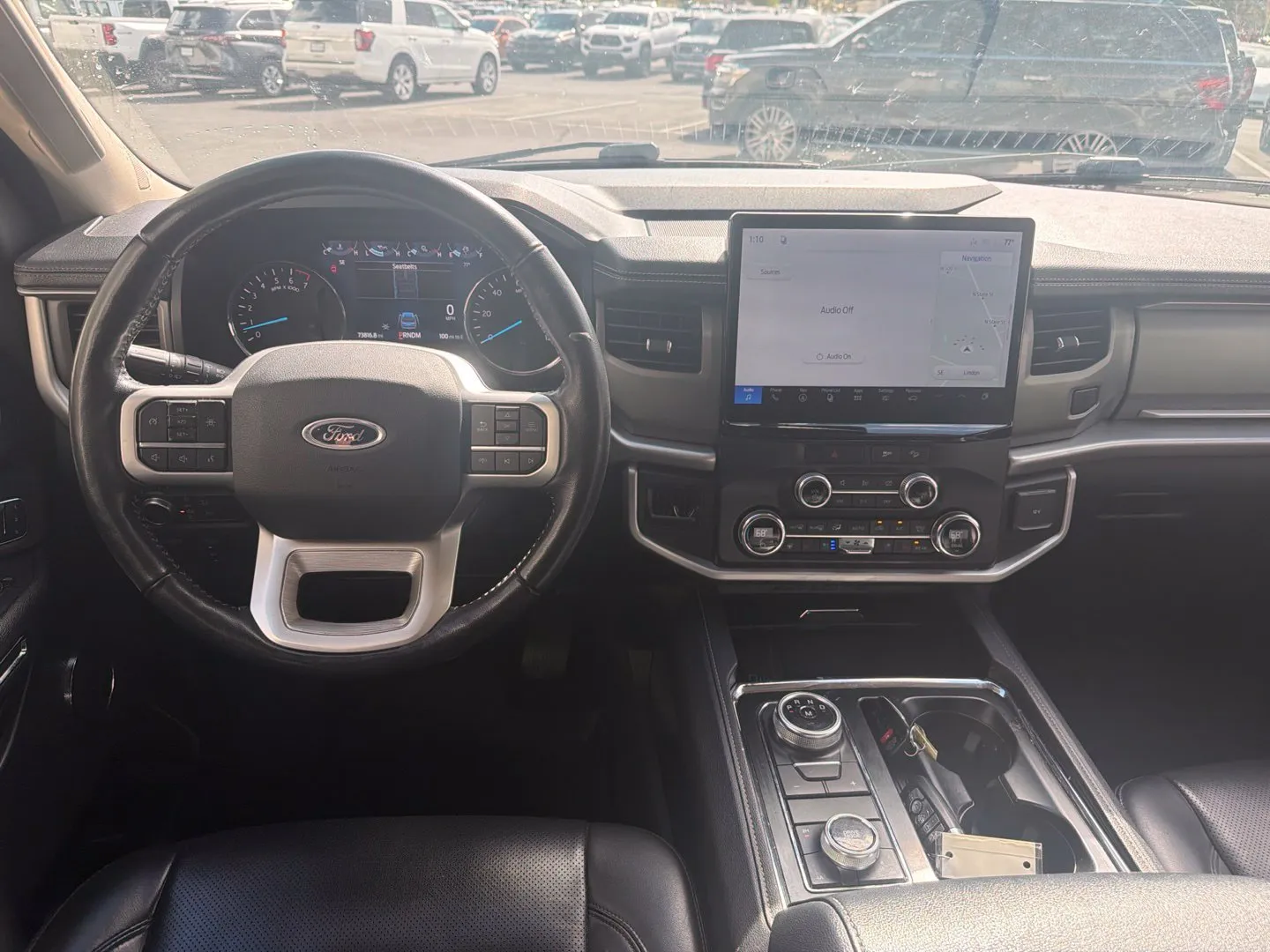 Ford Expedition photo 6