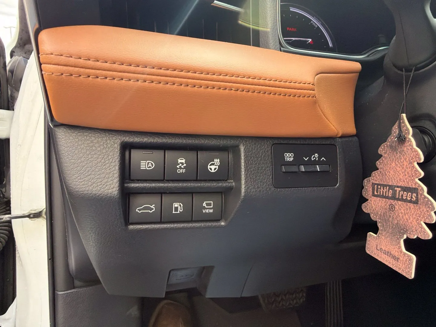 Toyota Avalon photo 14