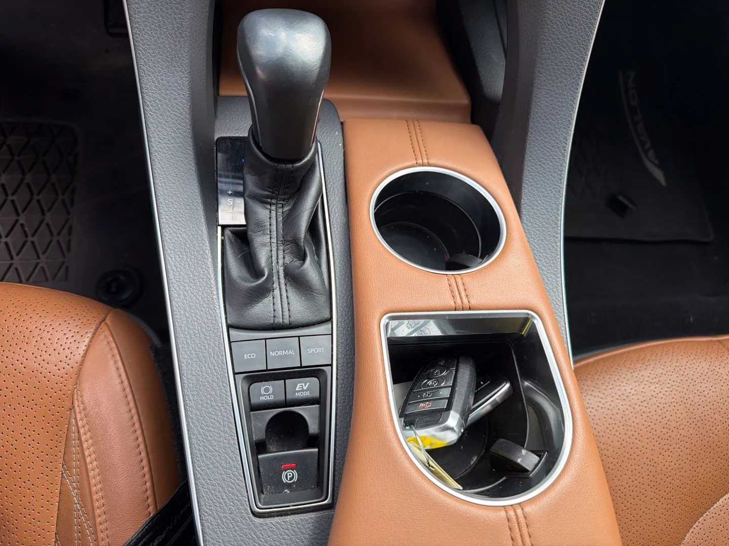 Toyota Avalon photo 11