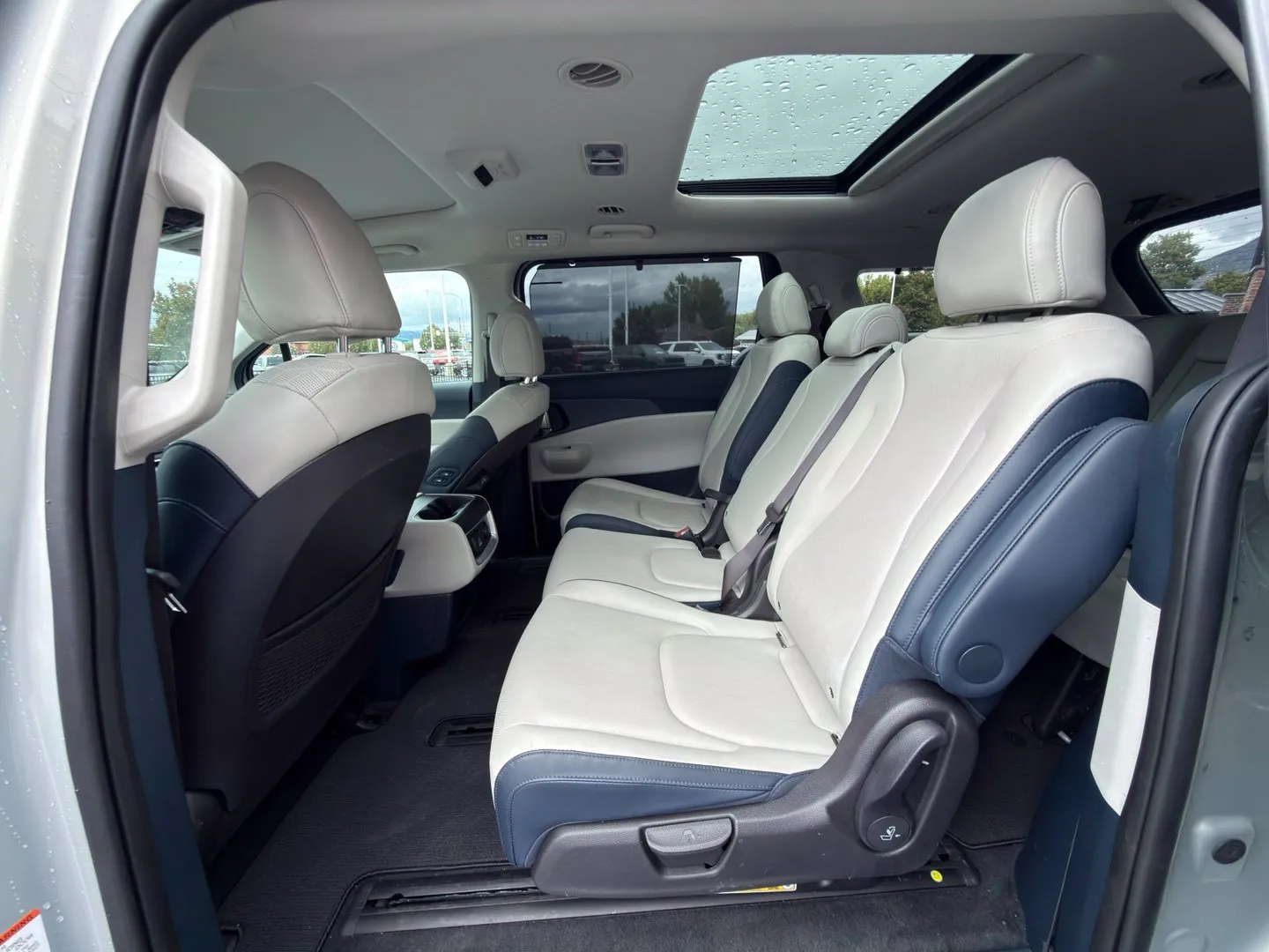 Kia Carnival photo 27