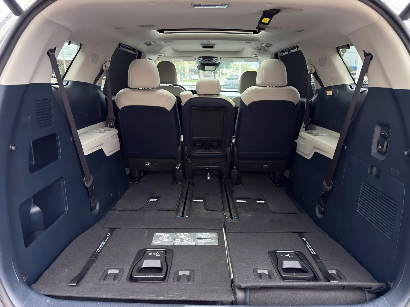 Kia Carnival photo 40