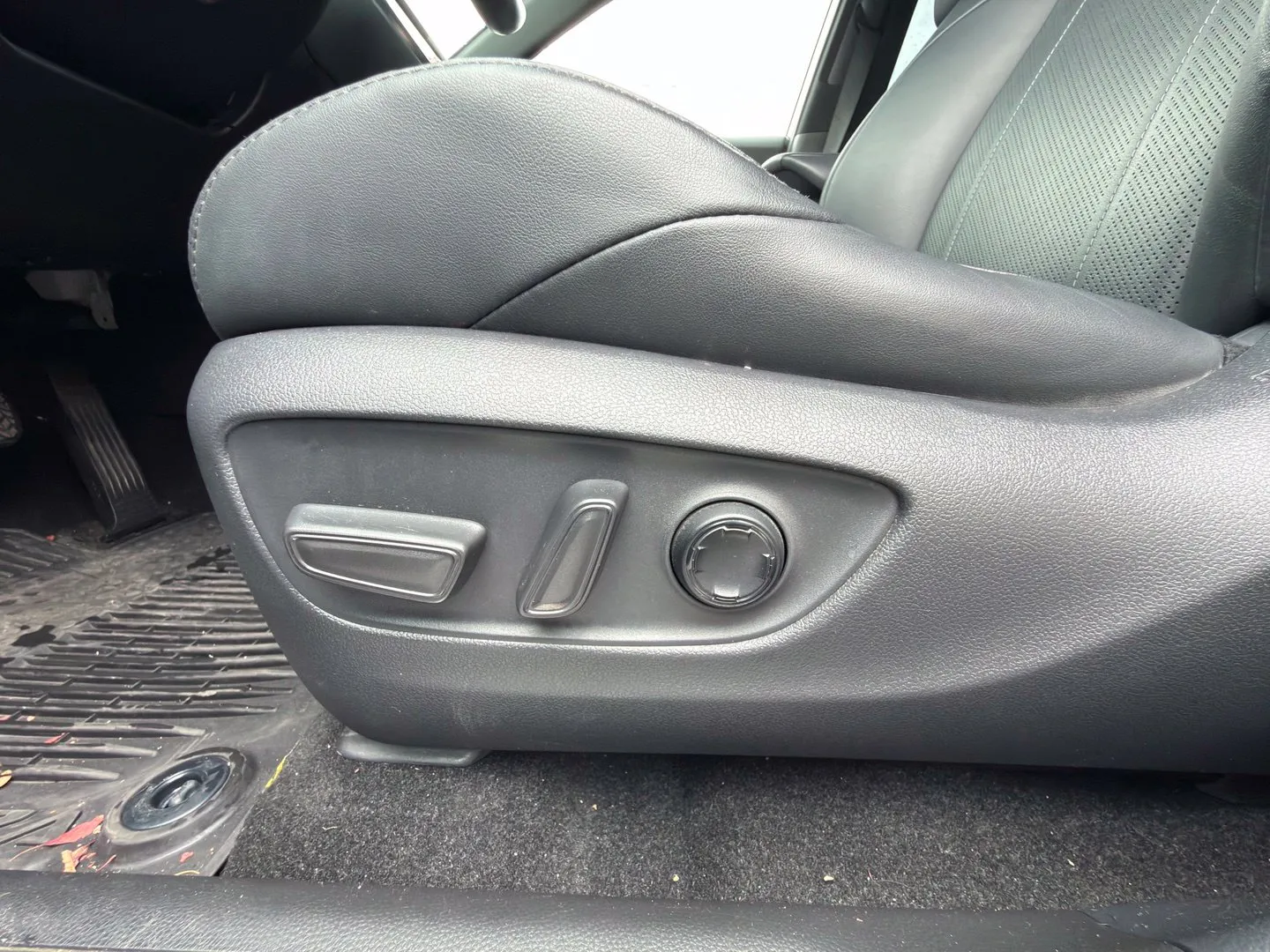 Toyota Venza photo 25