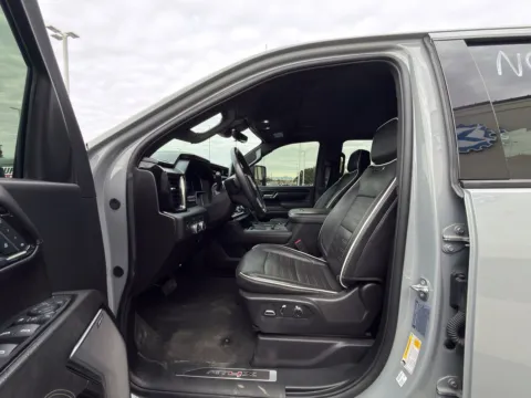 More photos of 2024 GMC Sierra 2500 HD AT4X at NeXgen Motors, UT
