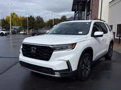 More photos of 2025 Honda Pilot Touring at NeXgen Motors, UT