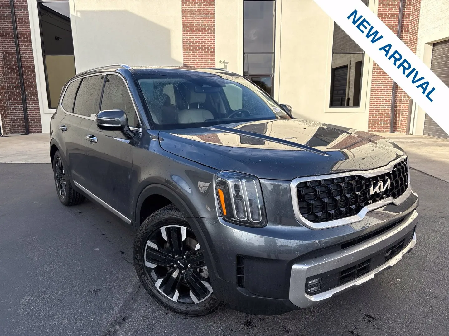 2024 Kia Telluride SX, SX X-LINE / X-PRO / PRESTIGE / PRESTIGE X-LINE / PRESTIGE X-PRO — rebuilt & branded title, 24% below market