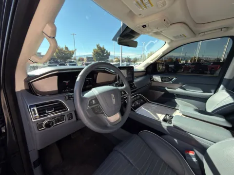 More photos of 2021 Lincoln Navigator L Black Label at NeXgen Motors, UT