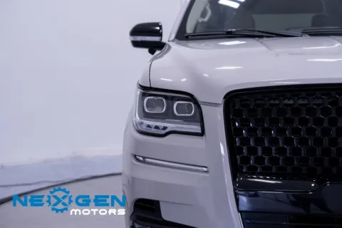 More photos of 2023 Lincoln Navigator Reserve at NeXgen Motors, UT
