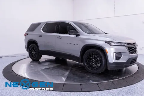 Gray 2023 Chevrolet Traverse RS for sale in Orem, UT