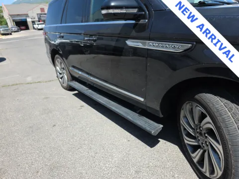 More photos of 2022 Lincoln Navigator Reserve at NeXgen Motors, UT
