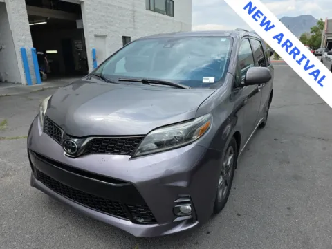 More photos of 2019 Toyota Sienna SE at NeXgen Motors, UT