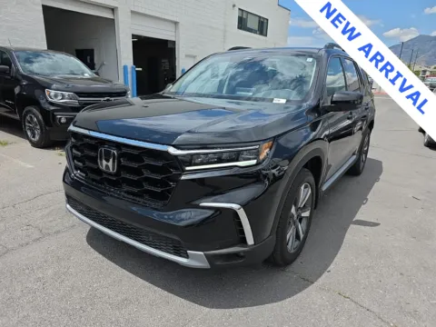 More photos of 2024 Honda Pilot Touring at NeXgen Motors, UT