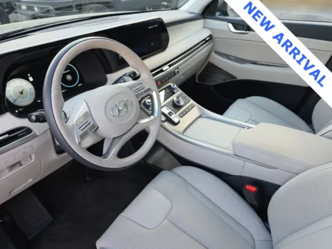 More photos of 2025 Hyundai Palisade Calligraphy at NeXgen Motors, UT