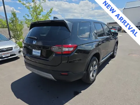 Photos of 2025 Honda Pilot EX-L for sale in Orem, UT at NeXgen Motors