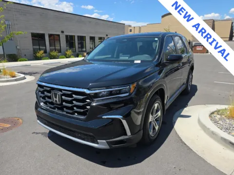 More photos of 2025 Honda Pilot EX-L at NeXgen Motors, UT
