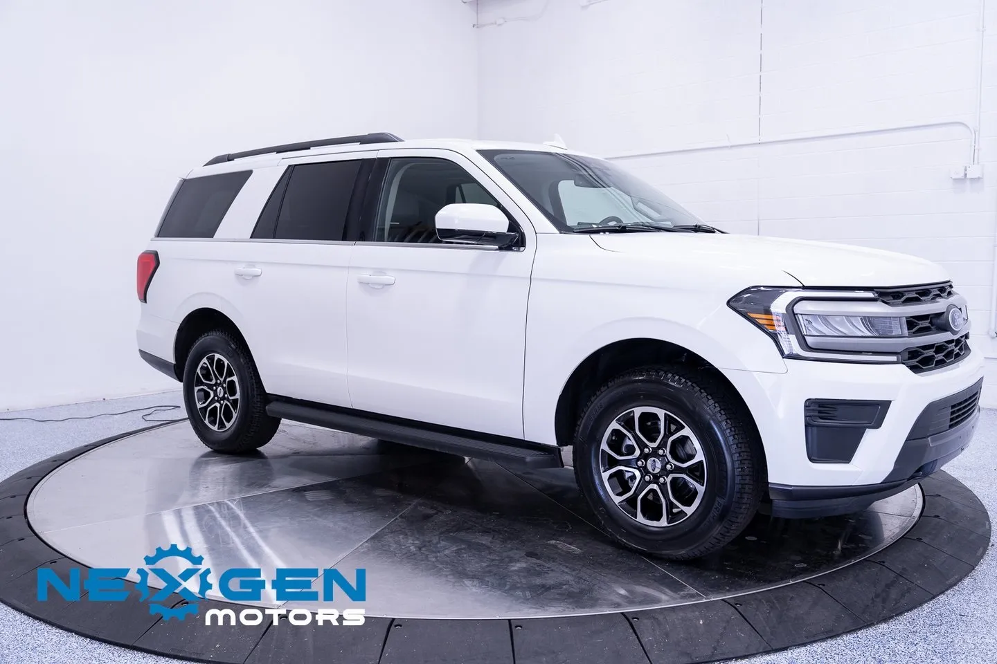 White 2024 Ford Expedition XLT for sale in Orem, UT