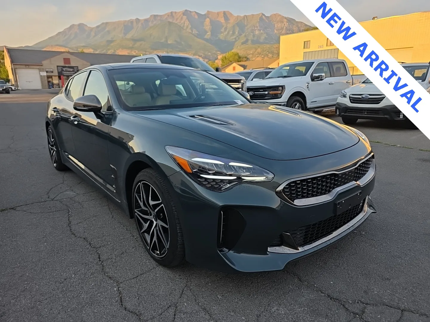2023 Kia Stinger GT-Line