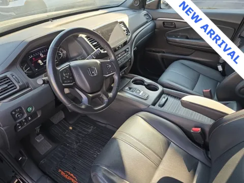 More photos of 2022 Honda Passport TrailSport at NeXgen Motors, UT