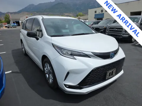 White 2021 Toyota Sienna Limited for sale in Orem, UT