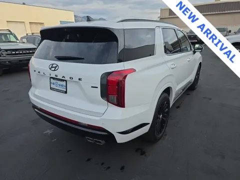 Photos of 2024 Hyundai Palisade Calligraphy Night Edition for sale in Orem, UT at NeXgen Motors