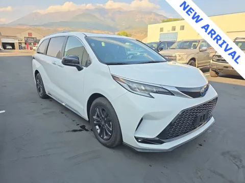 White 2024 Toyota Sienna XSE for sale in Orem, UT