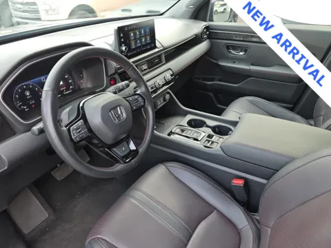 More photos of 2025 Honda Pilot Black Edition at NeXgen Motors, UT