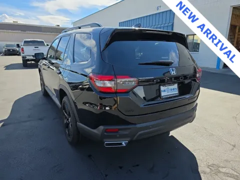 More photos of 2025 Honda Pilot Black Edition at NeXgen Motors, UT