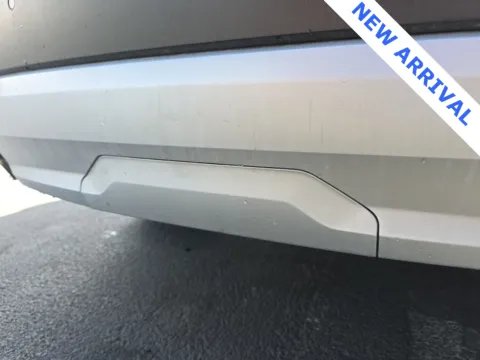 More photos of 2020 GMC Acadia SLE at NeXgen Motors, UT