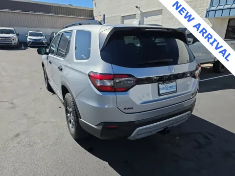 More photos of 2025 Honda Pilot TrailSport at NeXgen Motors, UT