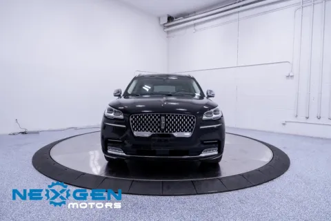 More photos of 2022 Lincoln Aviator Black Label at NeXgen Motors, UT