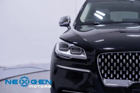 More photos of 2022 Lincoln Aviator Black Label at NeXgen Motors, UT