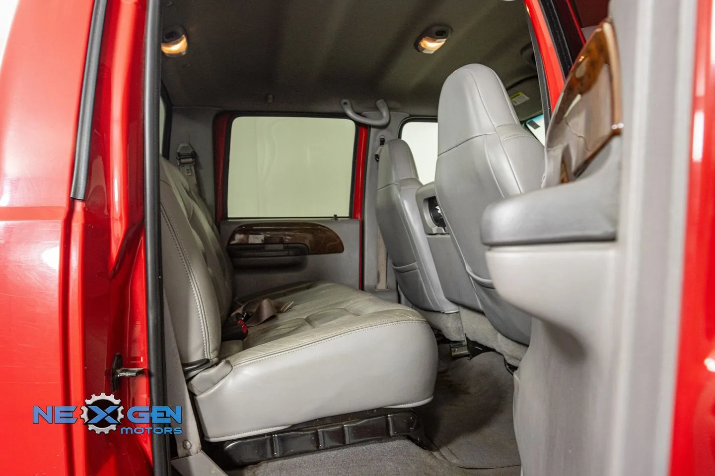 2001 Ford F-350 Super Duty Lariat - Photo 29