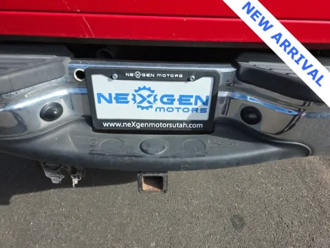 More photos of 2001 Ford F-350SD Lariat at NeXgen Motors, UT