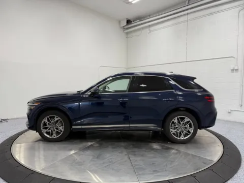 More photos of 2023 Genesis GV70 2.5T at NeXgen Motors, UT