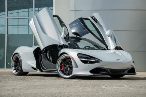 Photos of 2018 McLaren 720S for sale in Austin, TX at Bentley of Austin