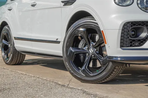 Photos of 2023 Bentley Bentayga S for sale in Austin, TX at Bentley of Austin