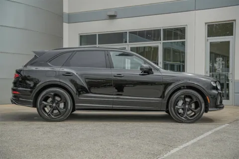 More photos of 2025 Bentley Bentayga S at Bentley of Austin, TX