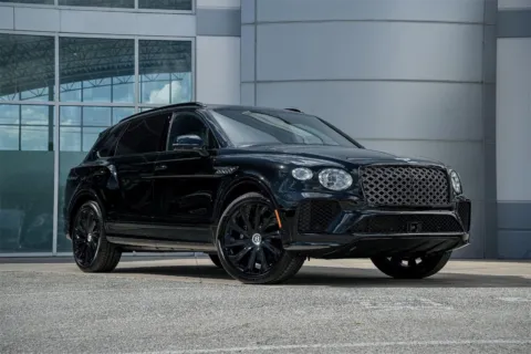 Black 2025 Bentley Bentayga EWB Mulliner for sale in Austin, TX