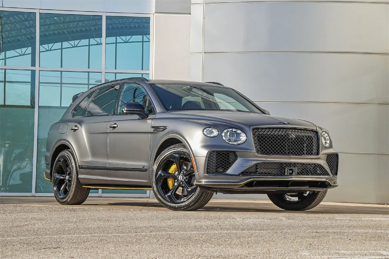 Green 2025 Bentley Bentayga S for sale in Austin, TX