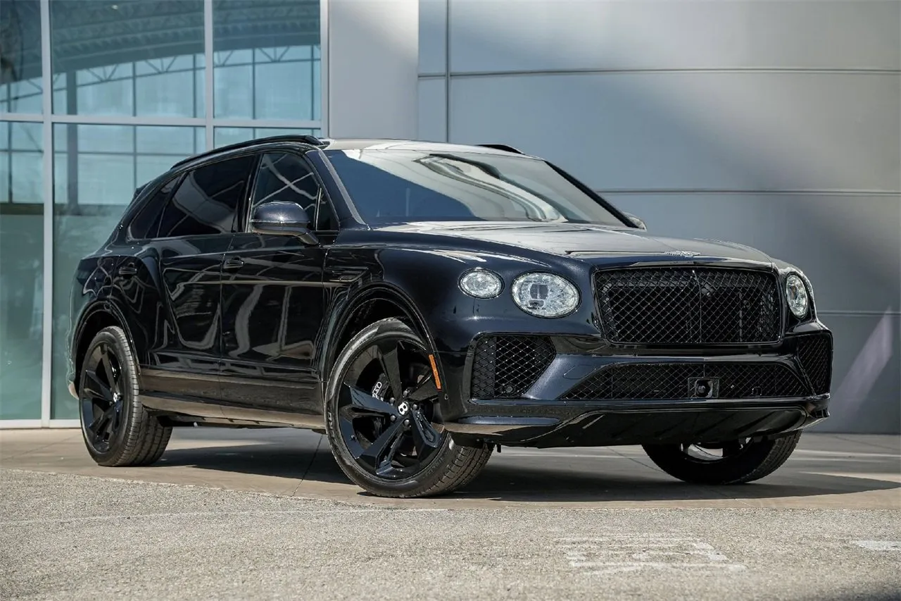Black 2025 Bentley Bentayga EWB V8 for sale in Austin, TX
