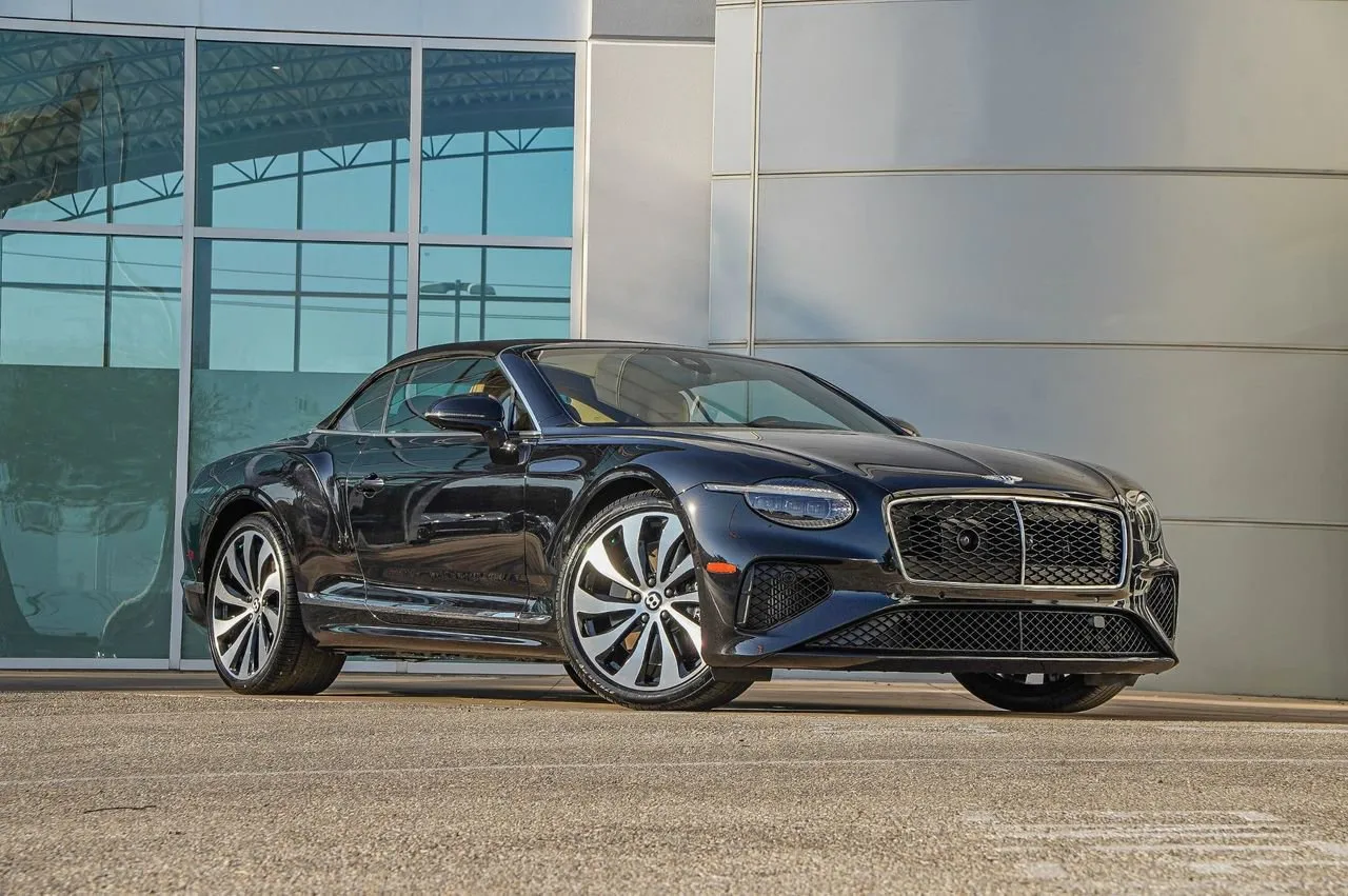 2026 Bentley Continental GT -'s photo