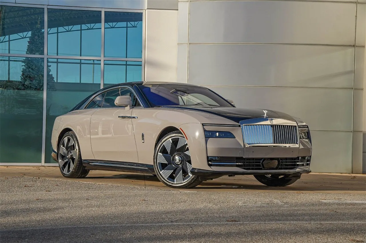 2026 Rolls-Royce Spectre Base