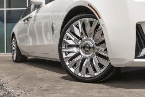 More photos of 2026 Rolls-Royce Ghost at Rolls-Royce Motor Cars Austin, TX